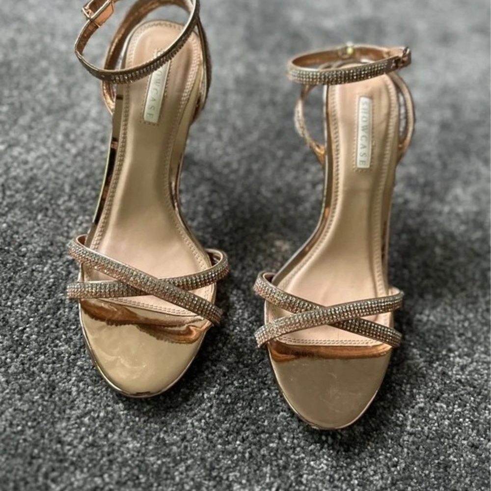 Elegant Gold Strappy Heels by Steve Madden